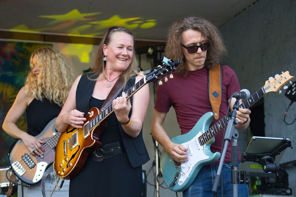 IndiJana & The Bandits